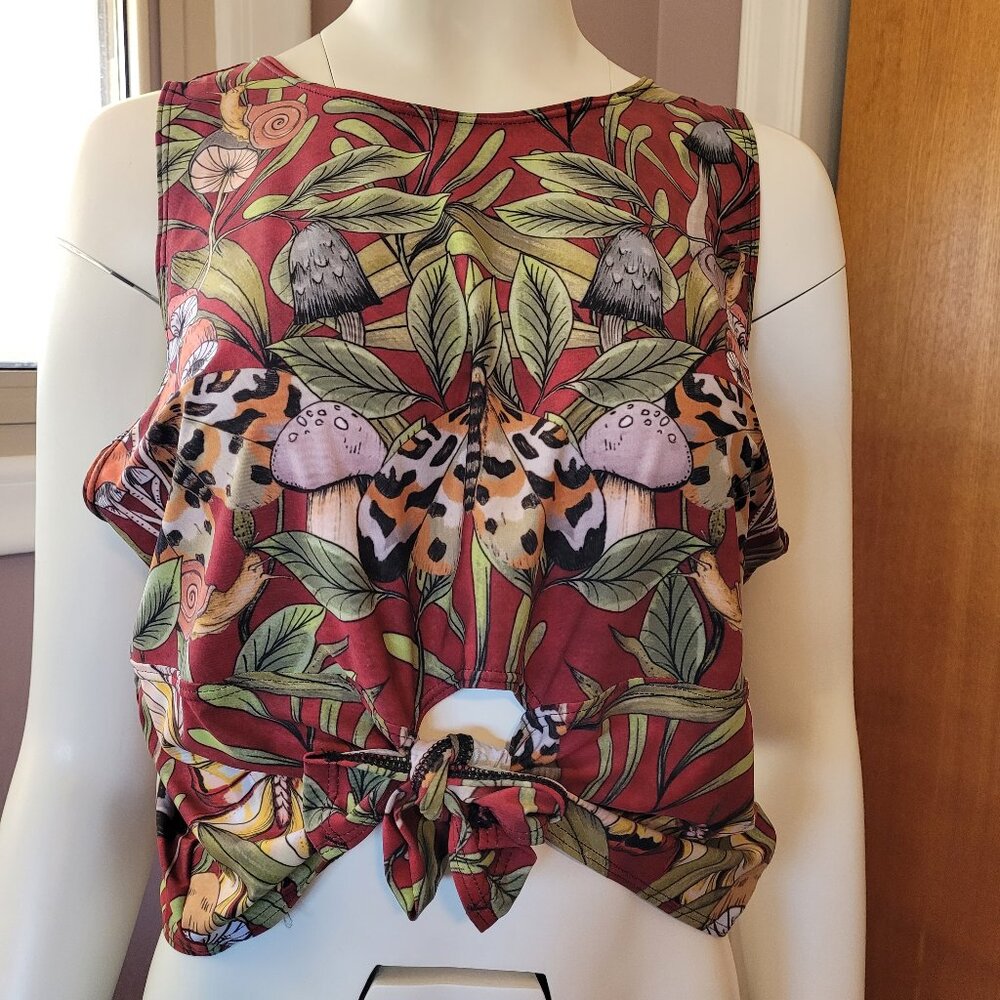 Yoga Democracy bell bottom and tie-knot set